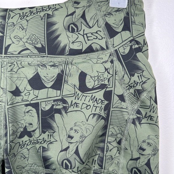 WIT Training Green Comic Book Print Shorts Medium - Picture 2 of 5